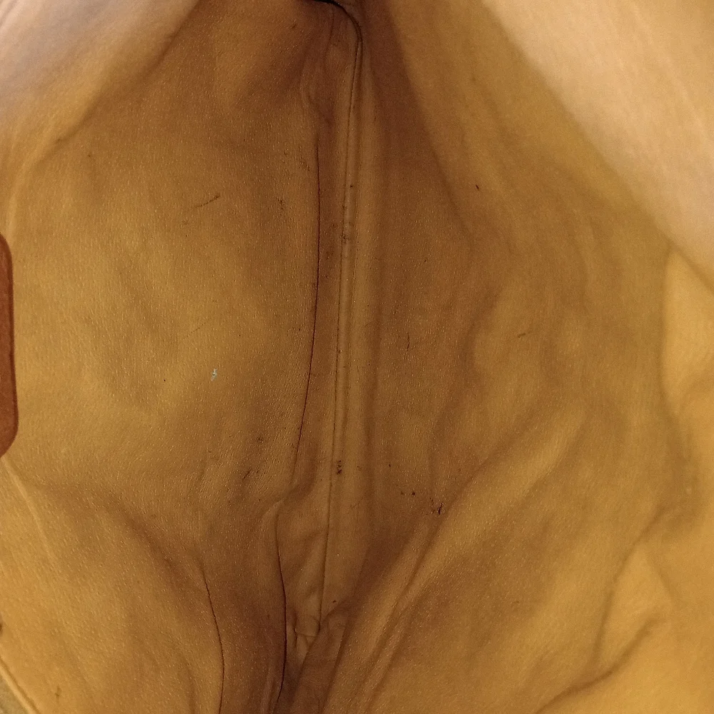 GUCCI PVC GG Supreme Clutch - Cream w/ Tan Leather - Picture 11 of 16